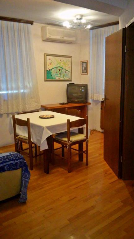 Butul Apartment Копер Экстерьер фото